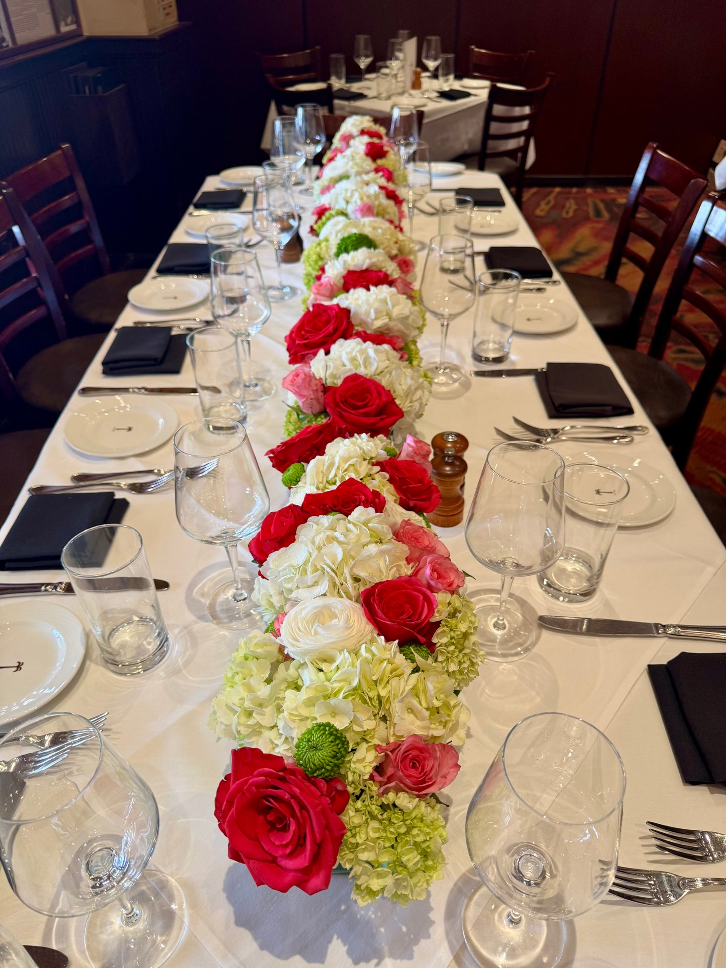 Long & low centerpiece