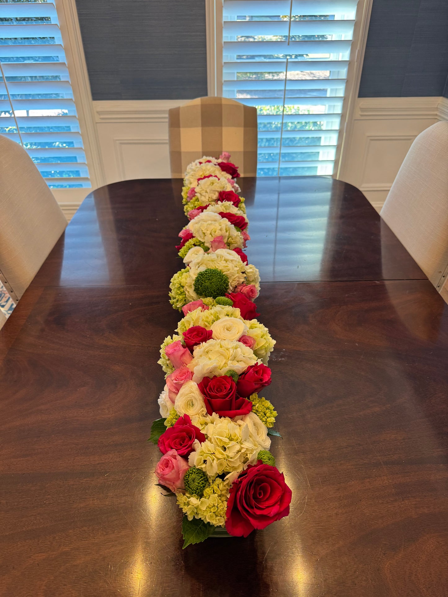 Long & low centerpiece